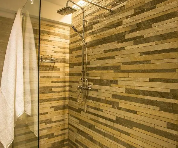 Alpine بيت ضيافة