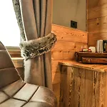 Alpine Vendégház 4*