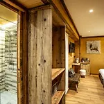 Alpine Vendégház 4*