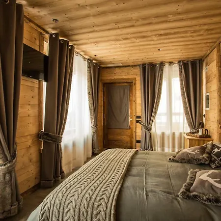 Alpine Guest house 4*
